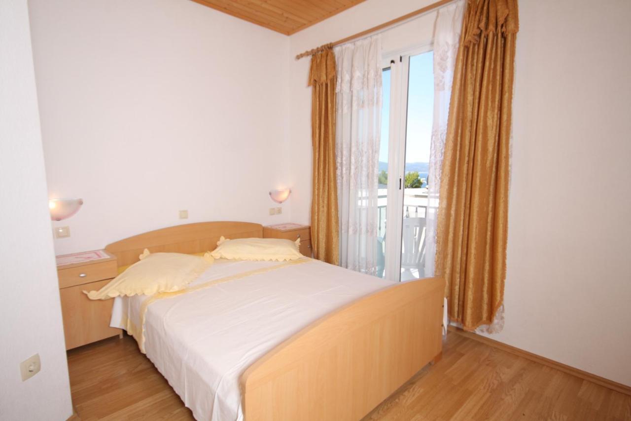 Apartments And Rooms With Parking Space Brela, Makarska - 6895 Zewnętrze zdjęcie